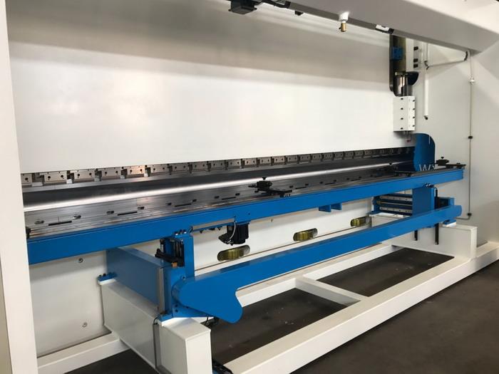 AHYW Yawei 300T6M 5 axis cnc nias tus nplawm da58t 20 ft hlau dabtsi yog khoov