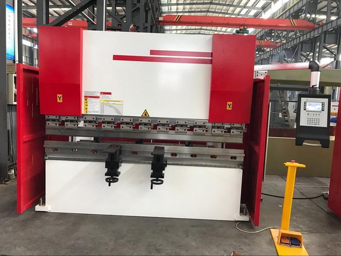 3 axis ESA 530 8ft CNC Synchro Pressbrake 80T Yawei China factory