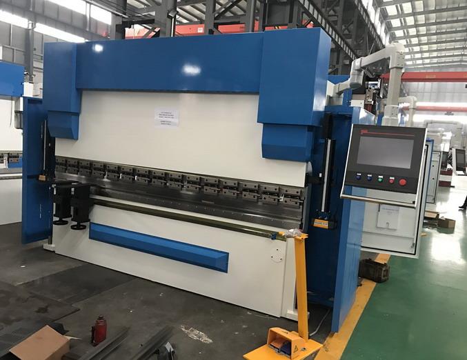 AHYW 4 Axis CNC Pressbrake 3M ltalis DSP Laser